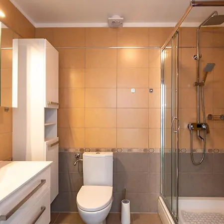 House Zrile With Garden And Jacuzzi * Башка