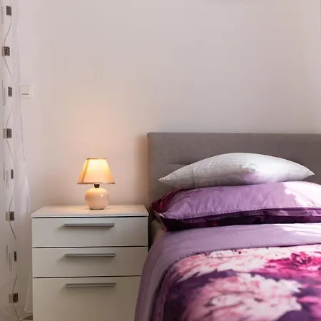 Apartamento House Zrile With Garden And Jacuzzi Baška