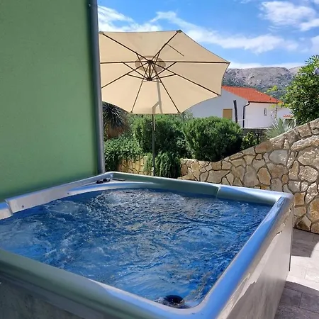 House Zrile With Garden And Jacuzzi Apartamento Baška